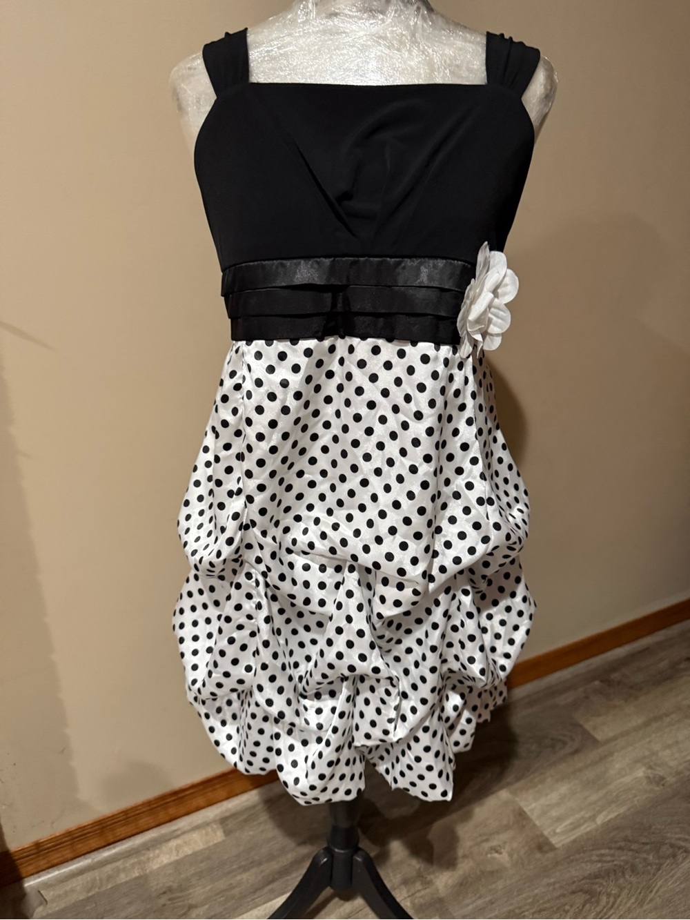 Iz Byer Black and White Polka Dot Bubble Hem Formal Dress